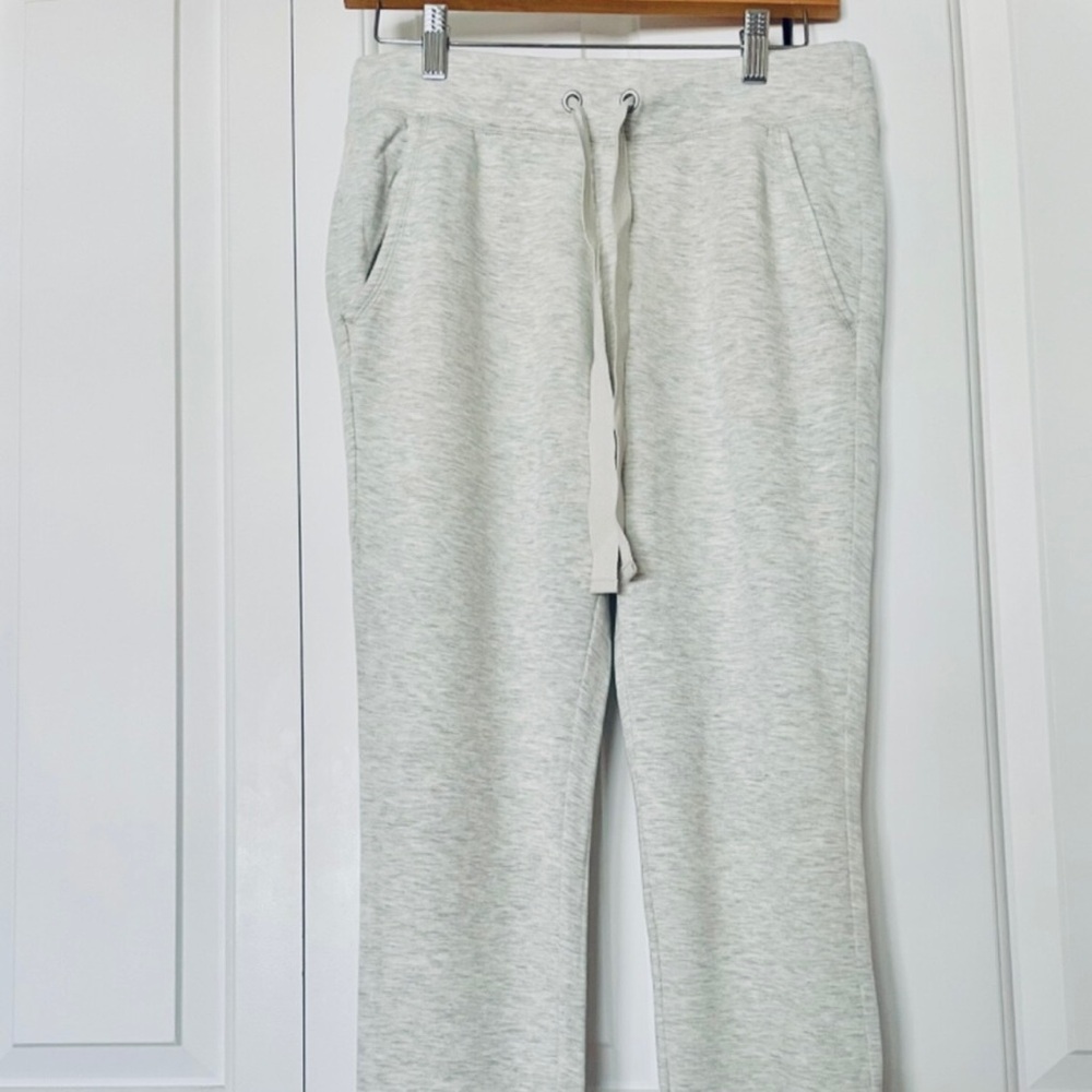 LOFT Outlet Gray Jogger
Sweatpants
